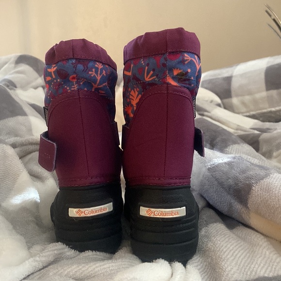 Columbia winter boots size 7 - Picture 2 of 6